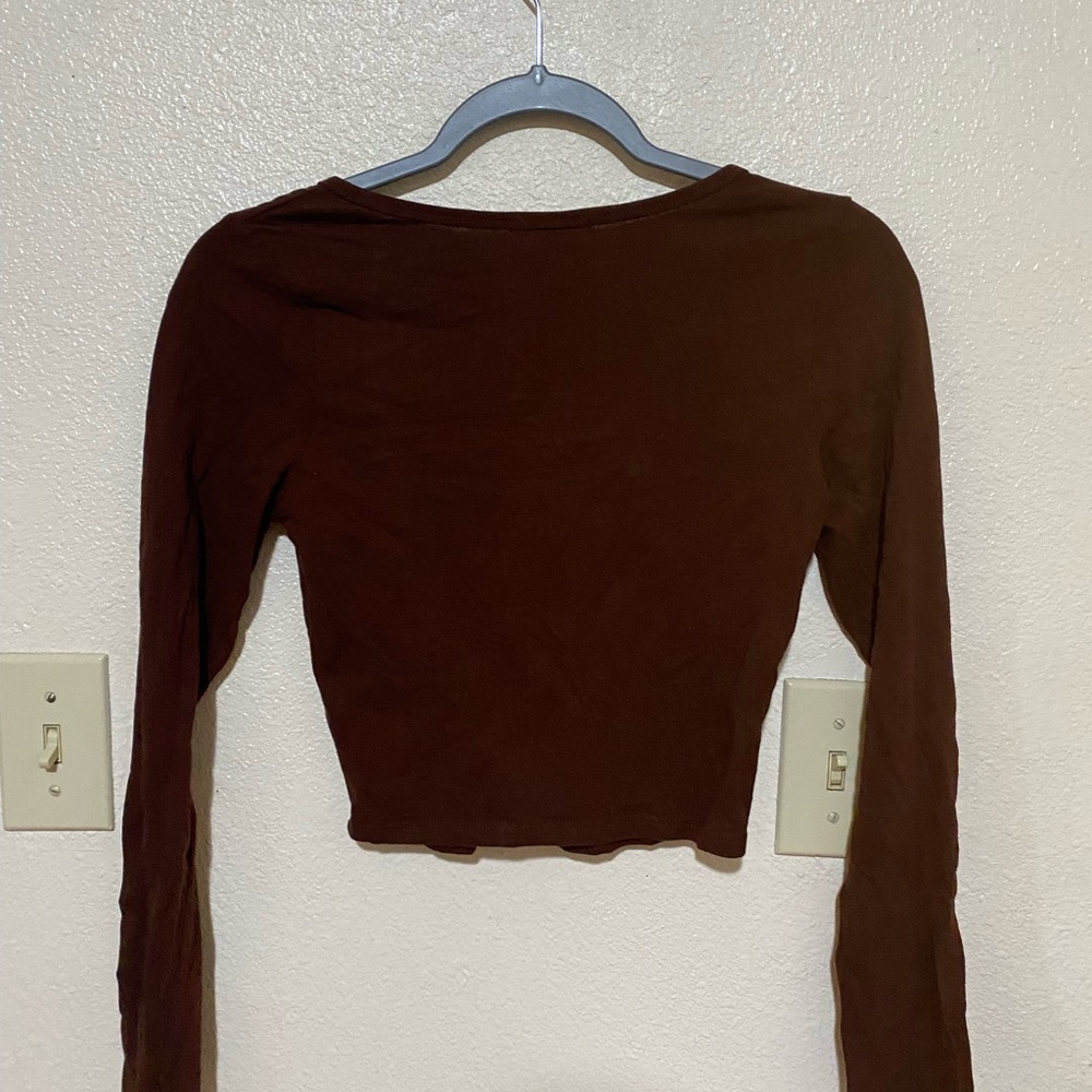 Bozzolo Brown Fitted Crop Long Sleeve Blouse - Picture 3 of 3